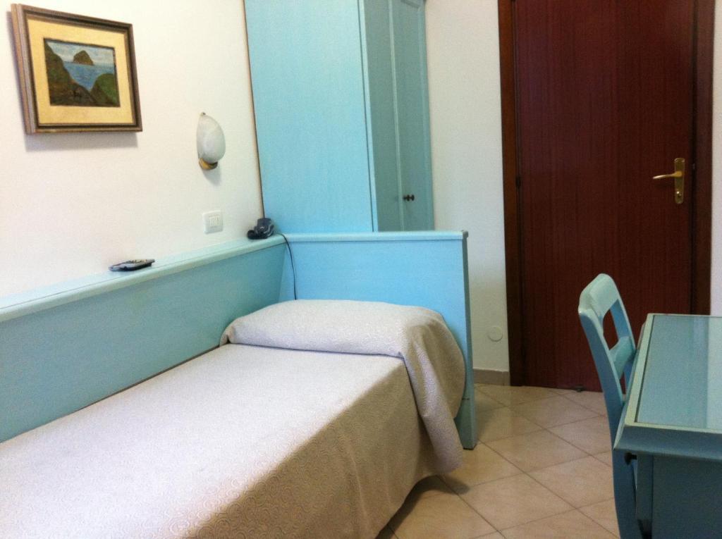 Hotel Eugenio Ischia Room photo
